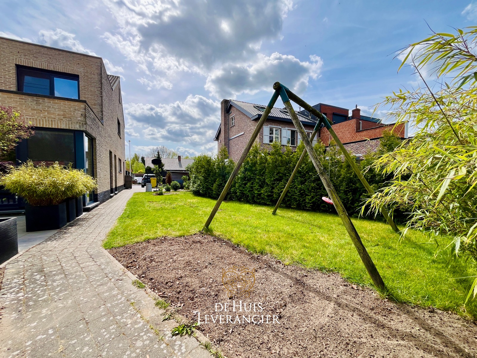 Instapklare gezinswoning met zonnige tuin en 4 slaapkamers in het groene Duffel - photo 2