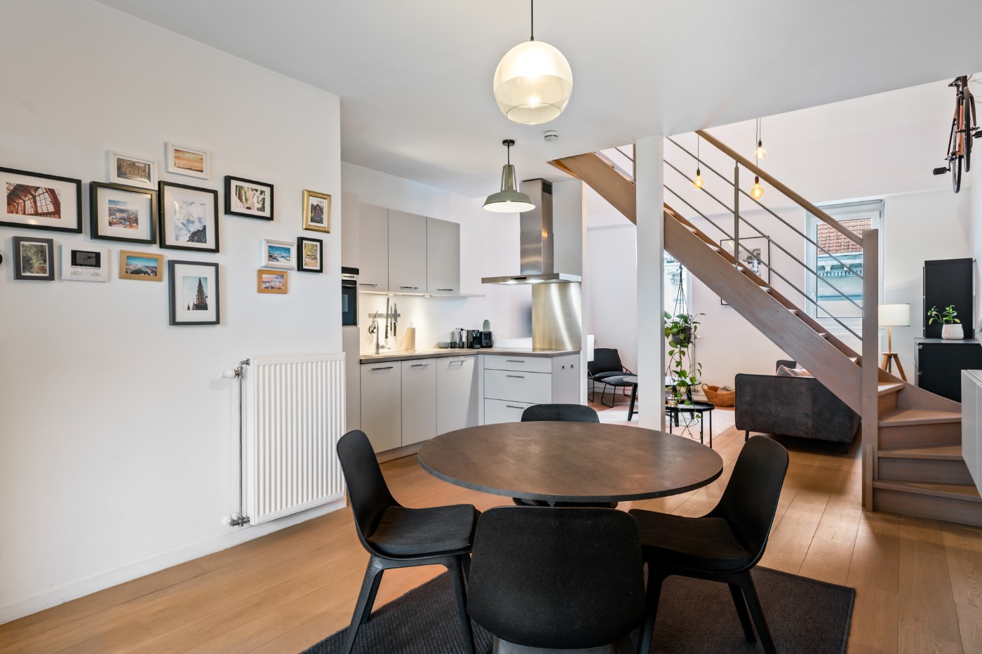 Instapklaar duplex-app. op 3e verd. met 1 slpk. en kelderberging - foto 1