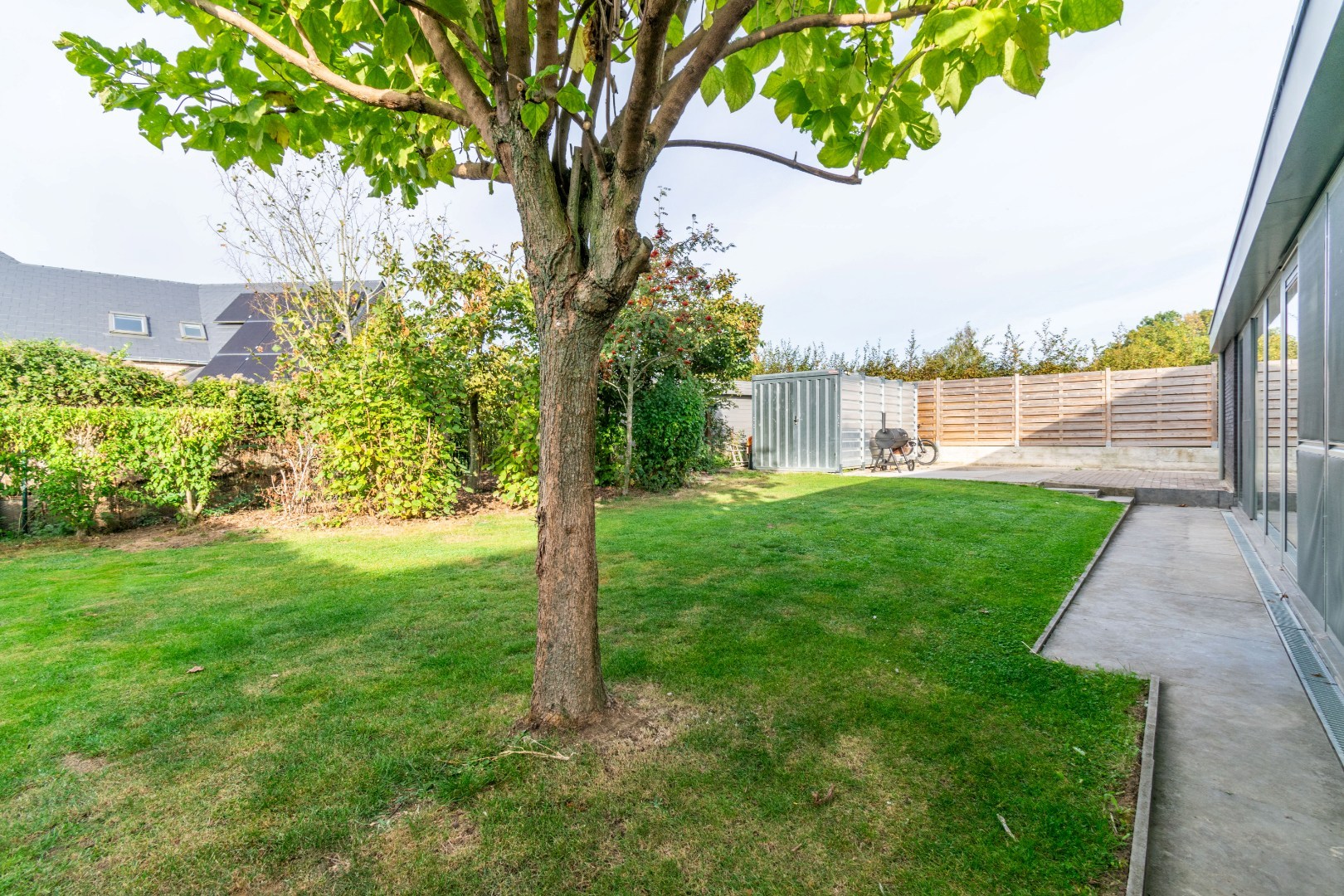 Een instapklare, heel aangename villa met oa. 3 grote slaapkamers! - foto 4