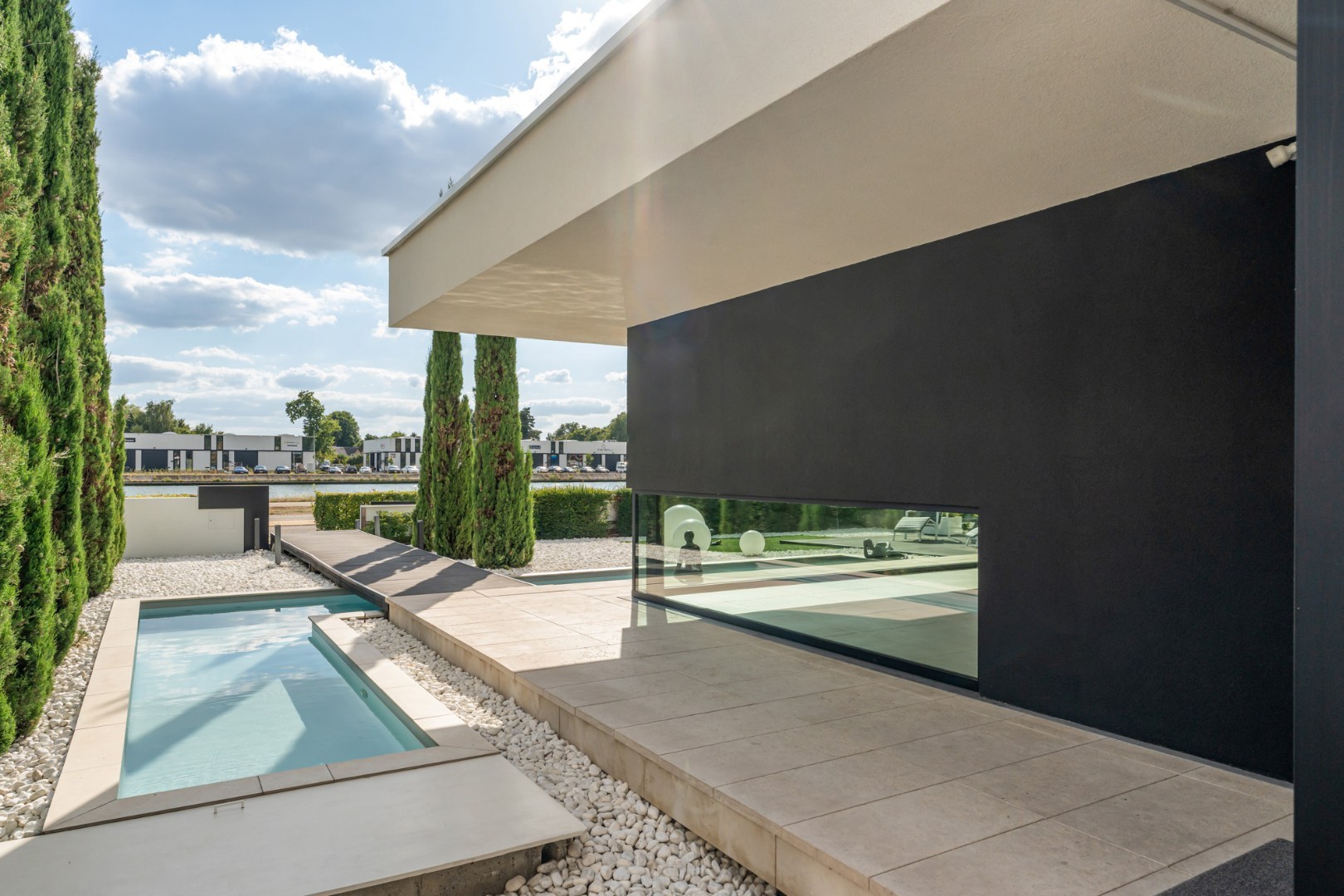 Unieke designvilla met zwembad en panoramisch uitzicht op het Albertkanaal - foto 4