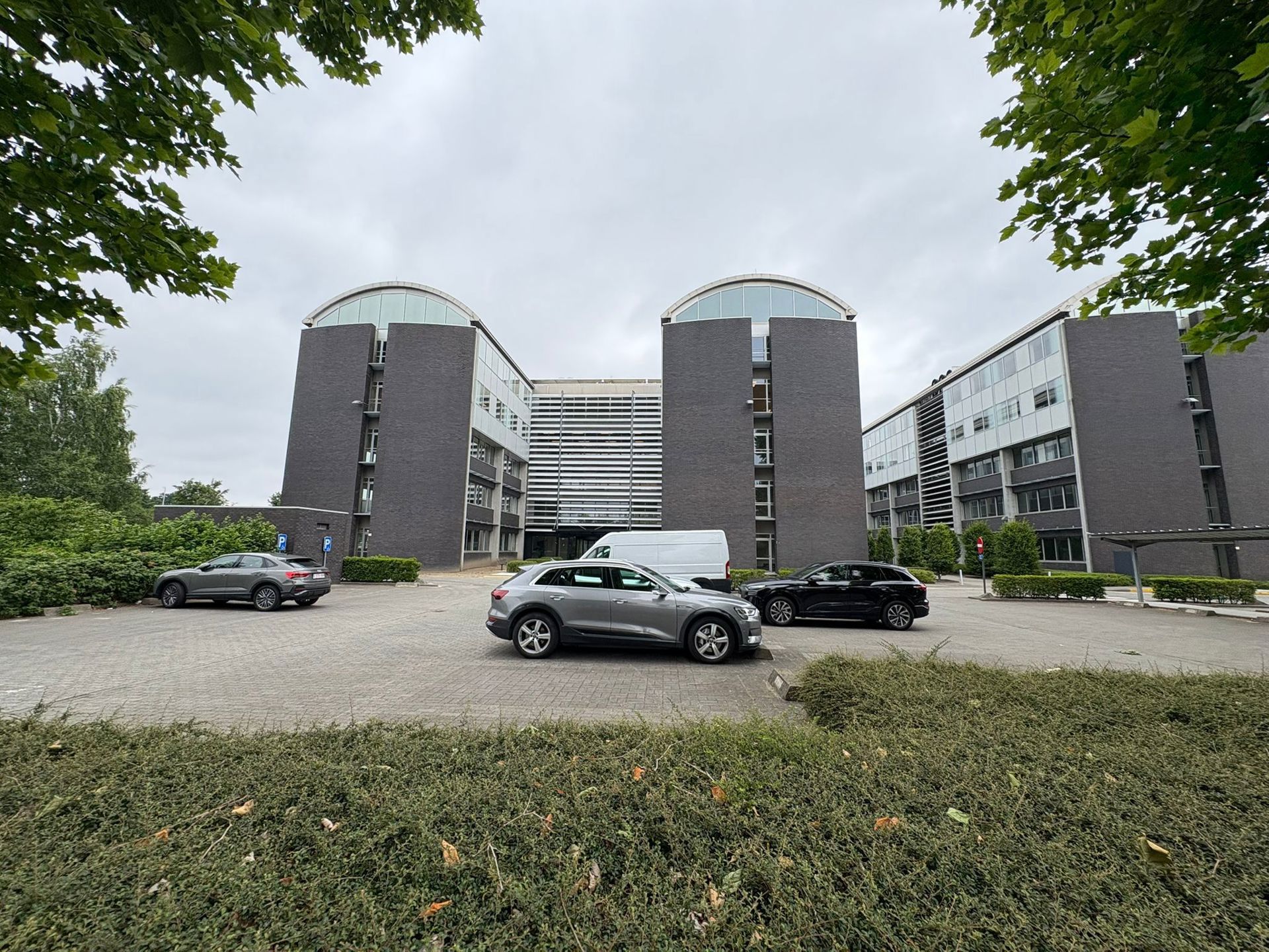 Commercial à louer à Merelbeke - photo 3