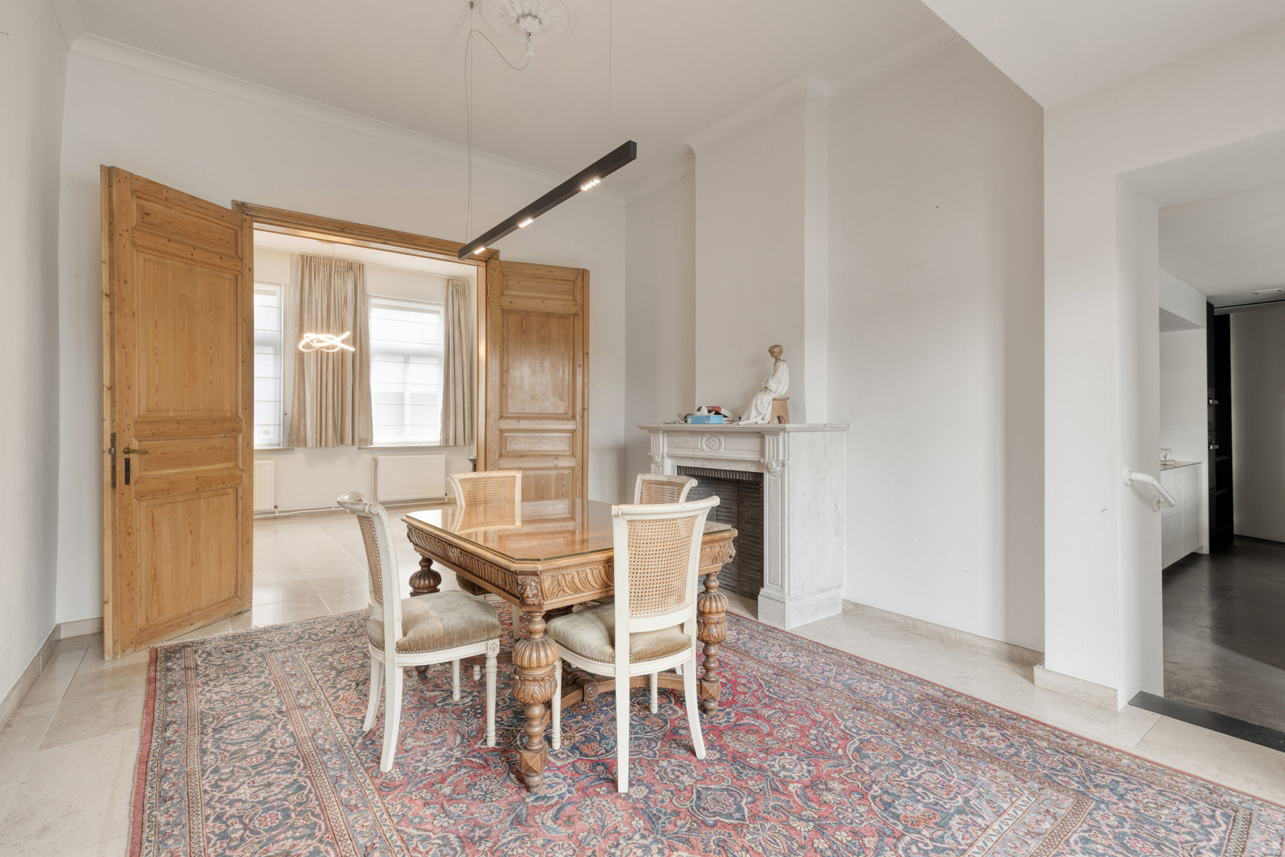 HOB met 3 slaapkamers, 3 badkamers, 2 keukens en 2 garages - foto 5