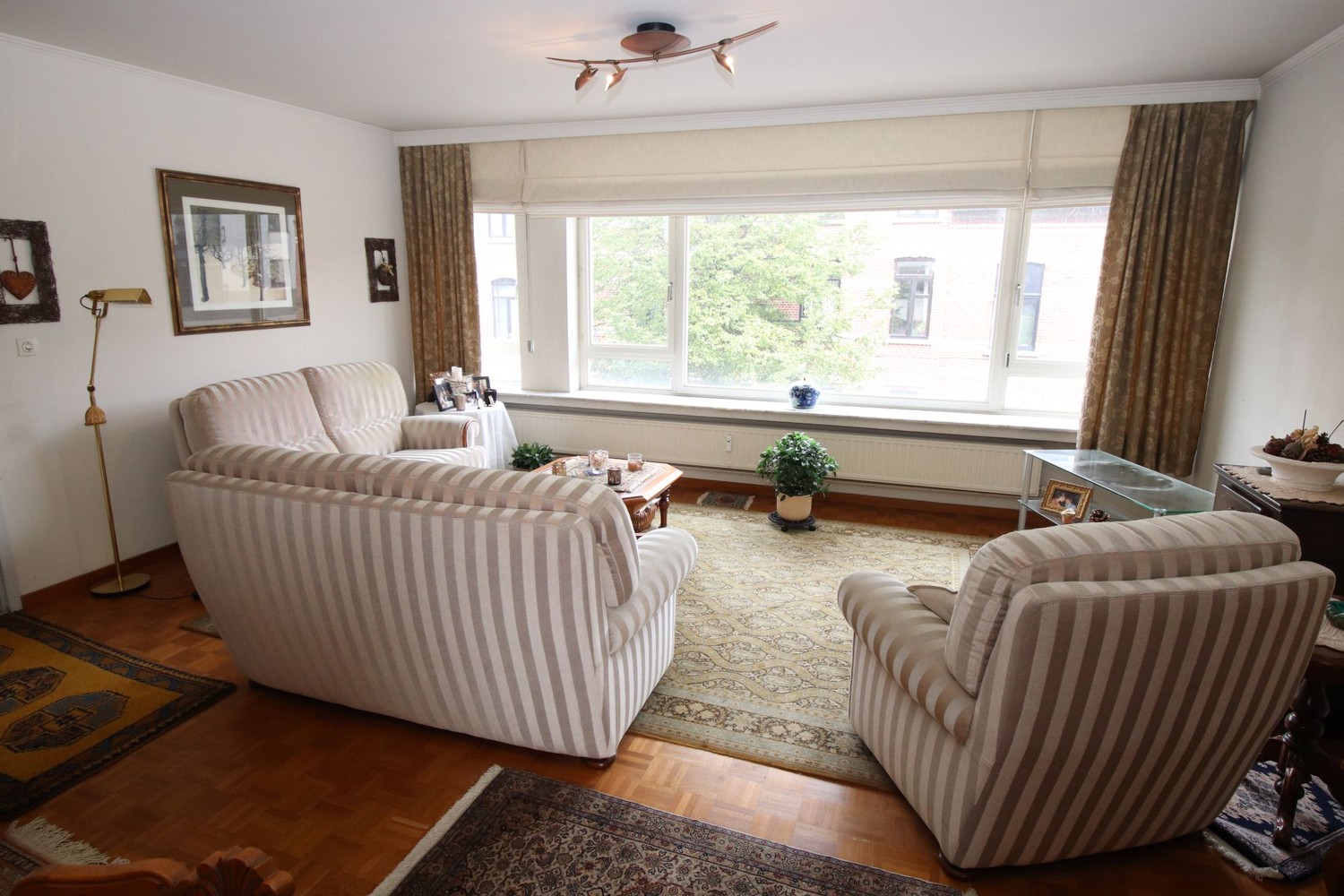 Zeer ruim appartement met lang terras en autostaanplaats - foto 5