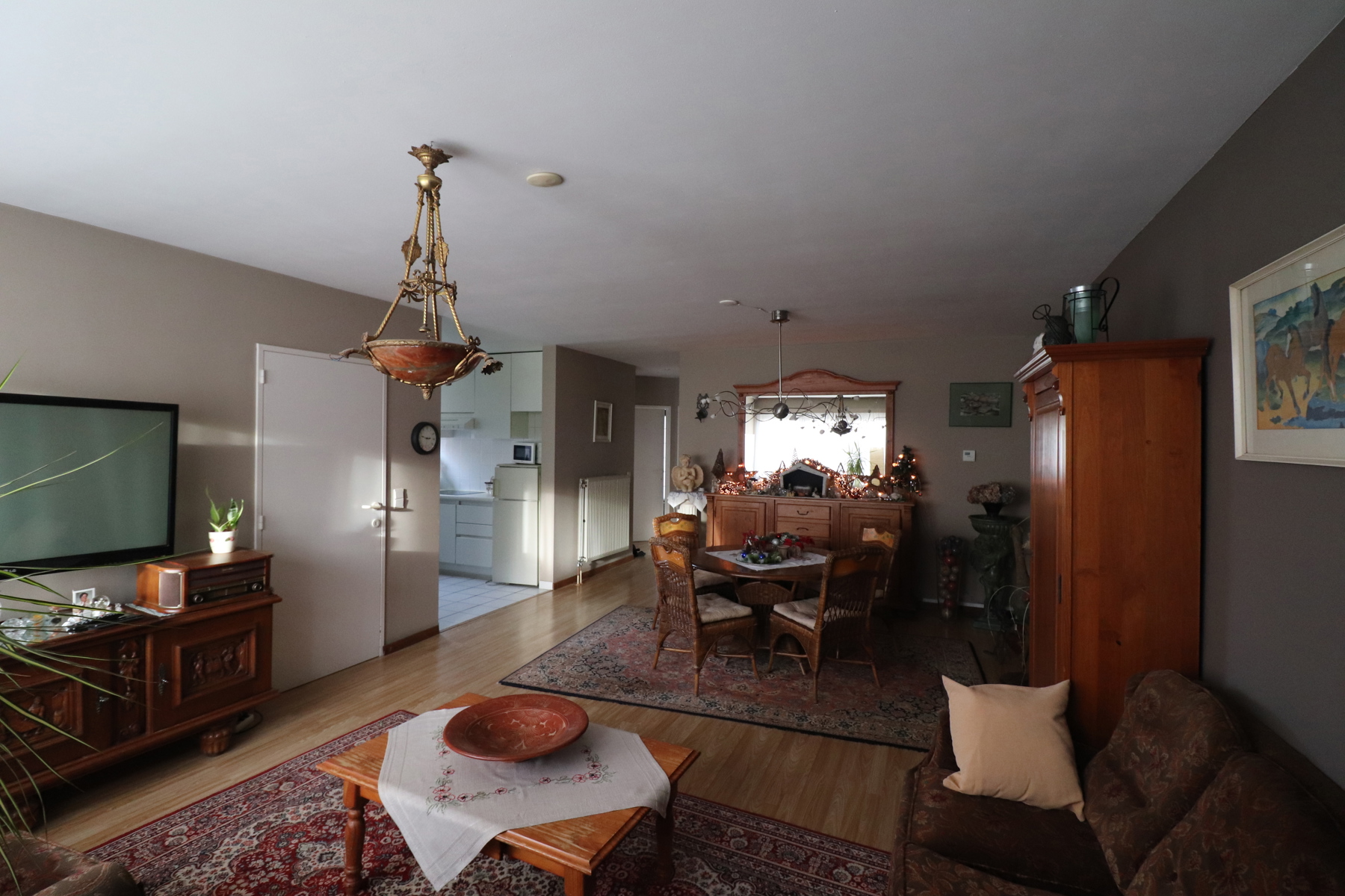 Een recent appartement op de eerste verdieping met ruim terras en garageplaats. - foto 5