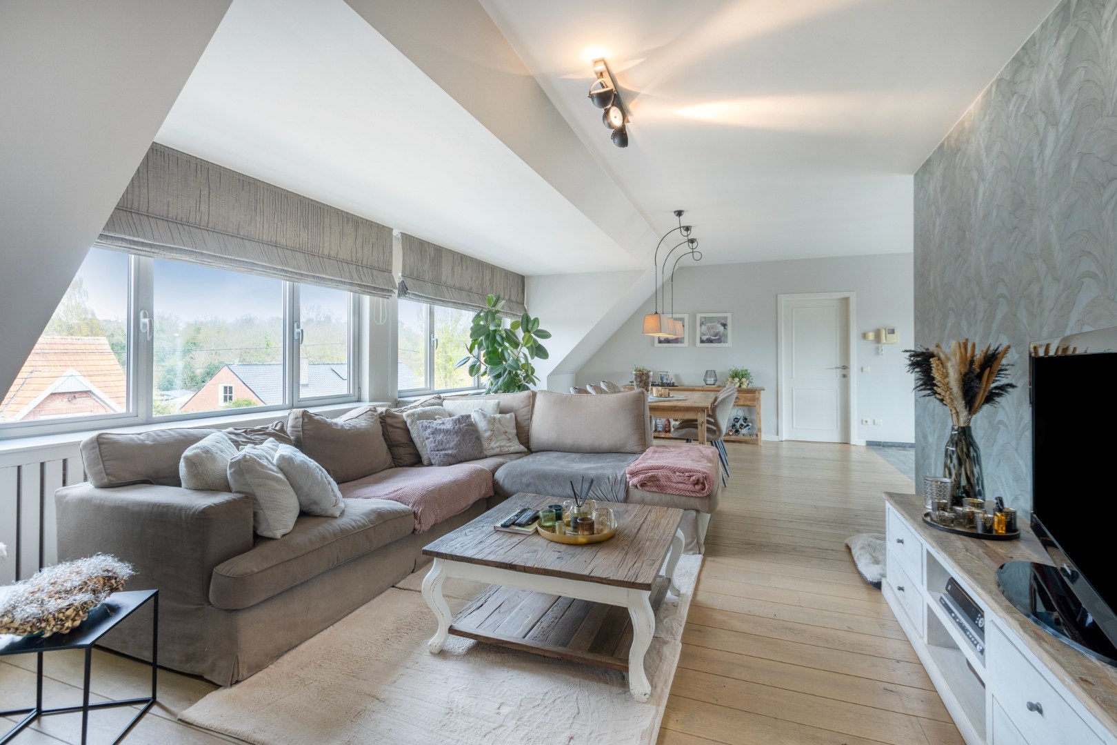 Ruim appartement met 3 slpks en prachtig terras, op wandel afstand van het centrum ! - foto 4