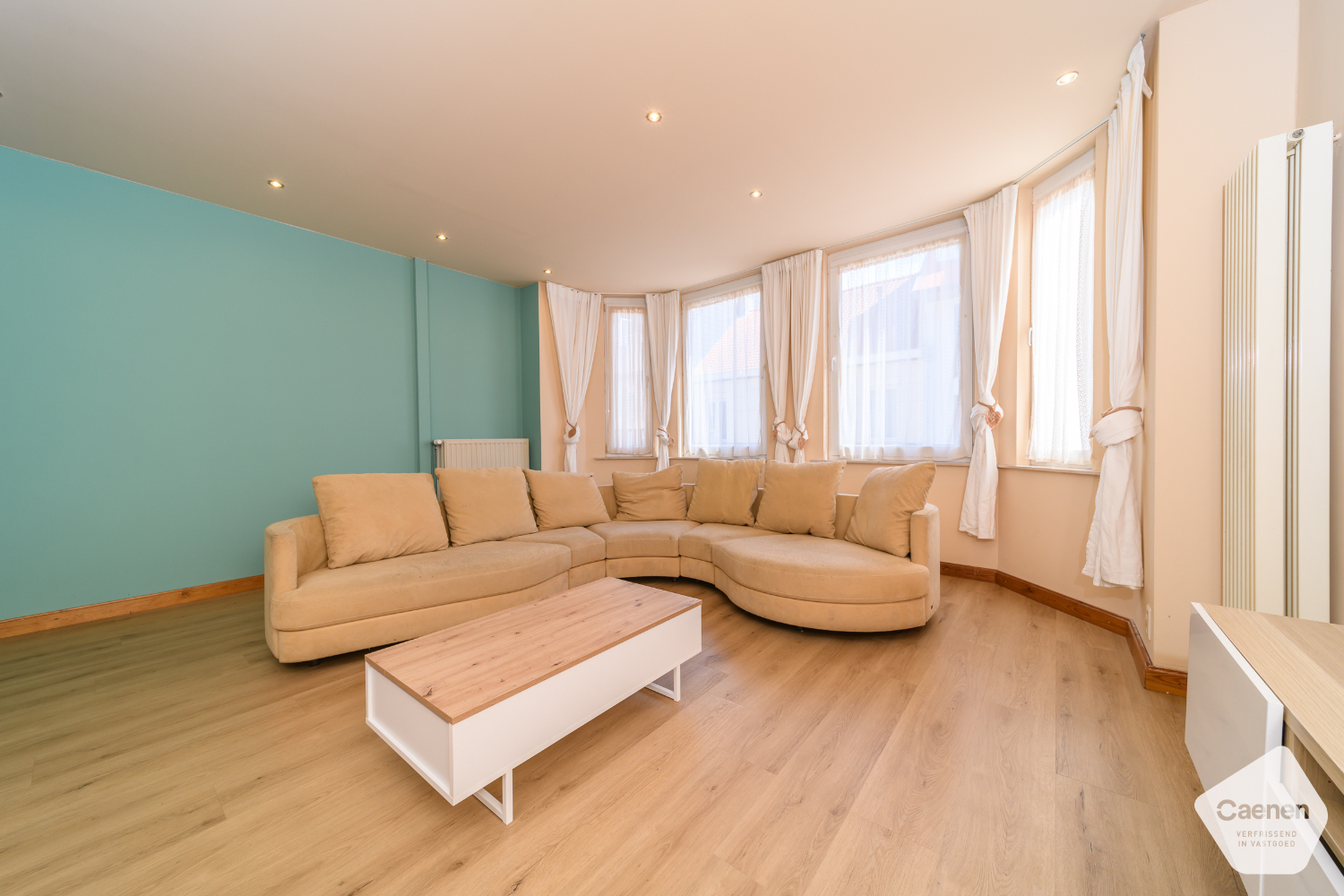 Ruime woning met handelsruimte in het centrum van De Panne - foto 5