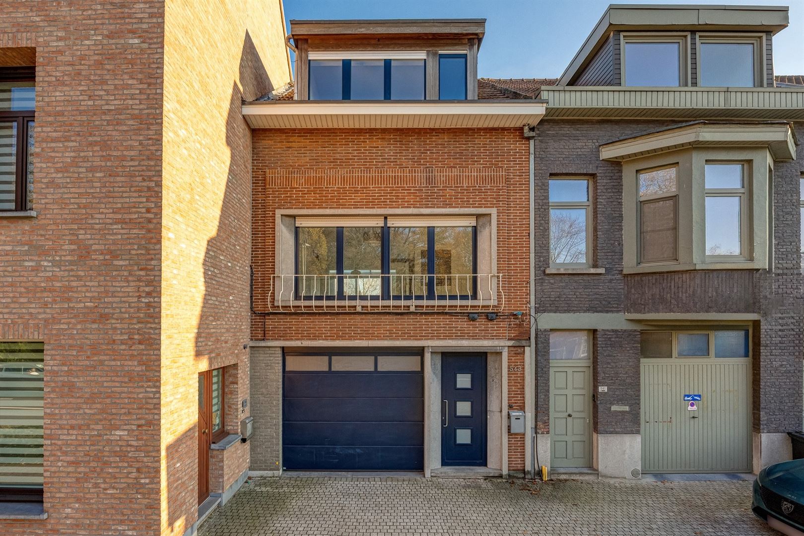 Woning met tuin en garage(s) - foto 1