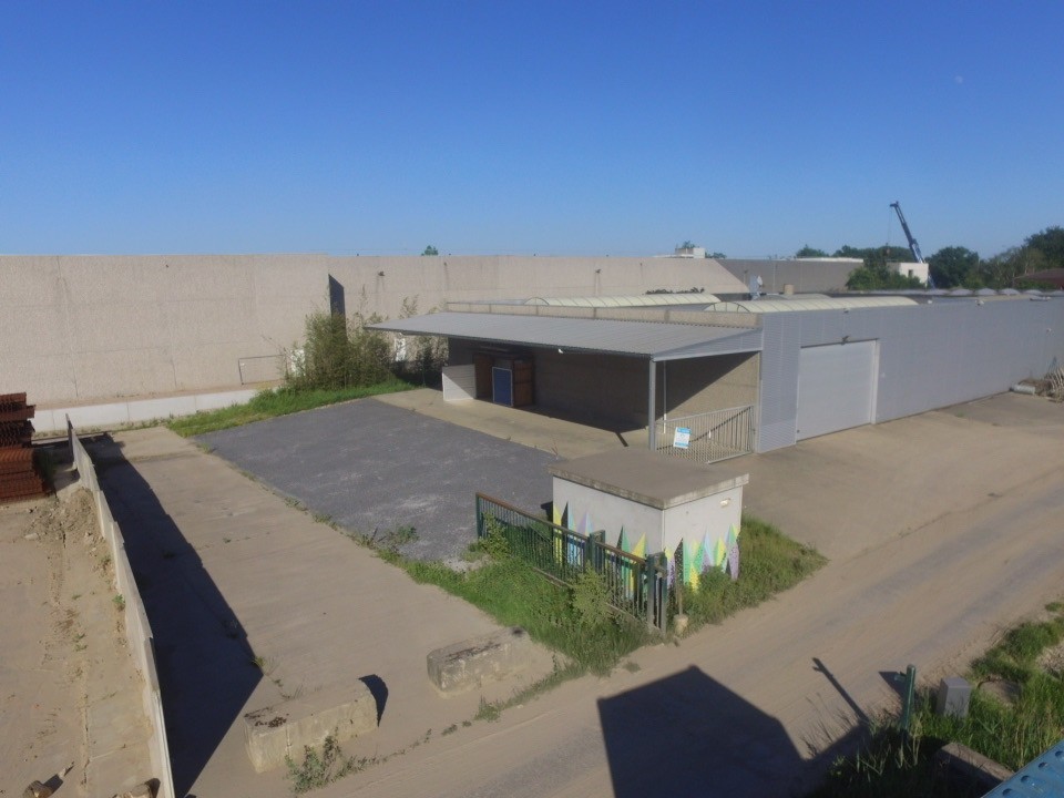 Magazijn/werkplaats 744m² te huur - foto 2