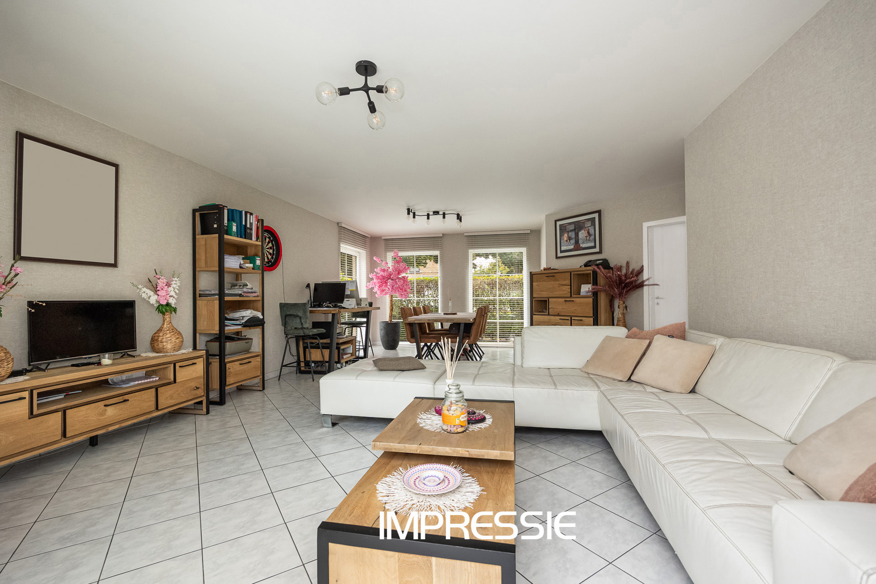 Vrijstaande woning met gezellige tuin op ca. 1418m2 - foto 4