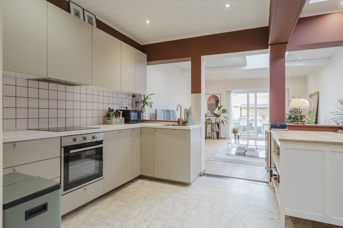 Leuke stadswoningmet 3 slk & tuin te koop in Kortrijk - foto 2