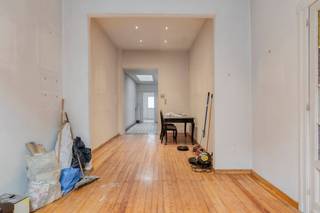 Cette maison à Borgerhout que nous proposons à la vente ici est située dans la Kistemaeckersstraat 34, à proximité des écoles, des magasins,...