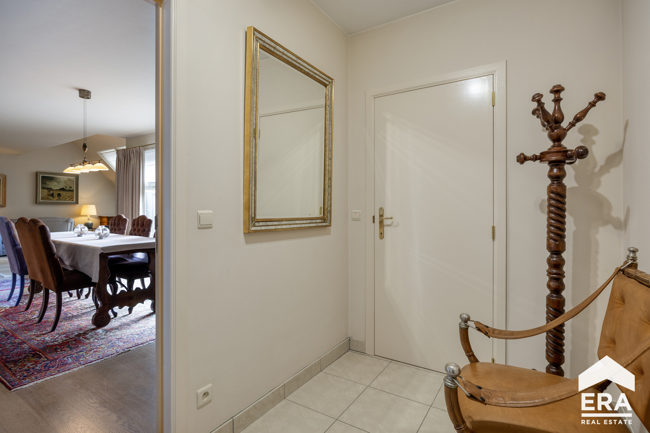 Instapklaar 2-slaapkamerappartement met garage in Lommel - foto 4