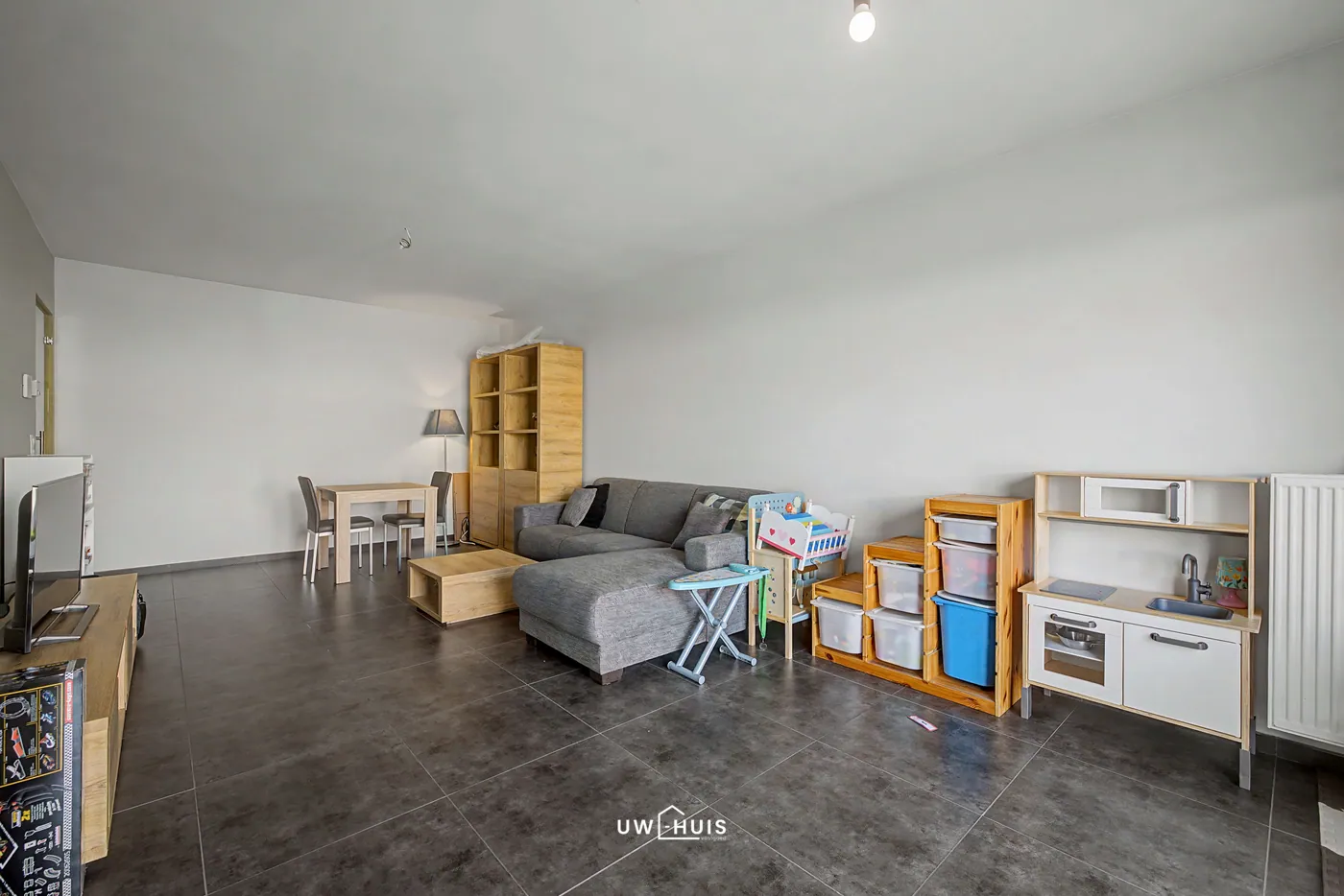 Recent gelijkvloers appartement met 2 slaapkamers, tuin, carport en staanplaats in Haasdonk - foto 3