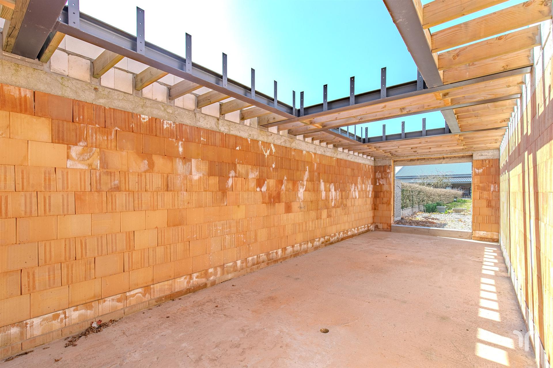 Ruime woning in heropbouw met nieuwe aanbouw. - foto 5