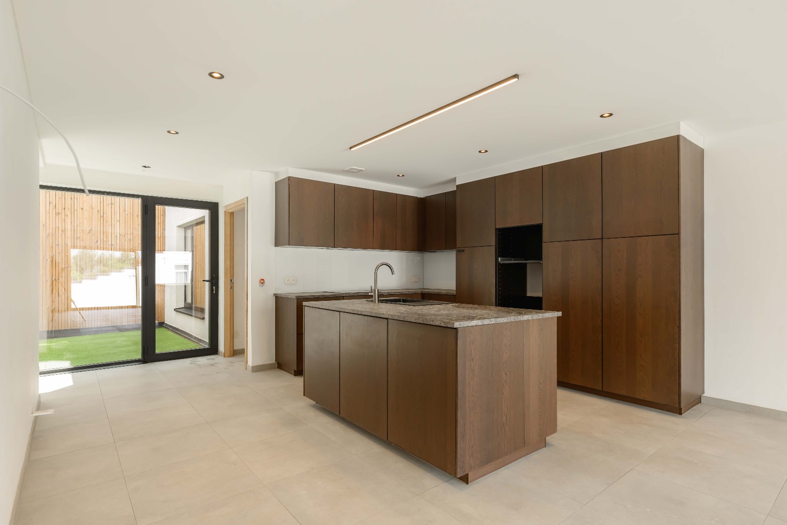 PRACHTIG APPARTEMENT (138 m²) MET 2 SLPKS | TERRAS EN PATIO - foto 3