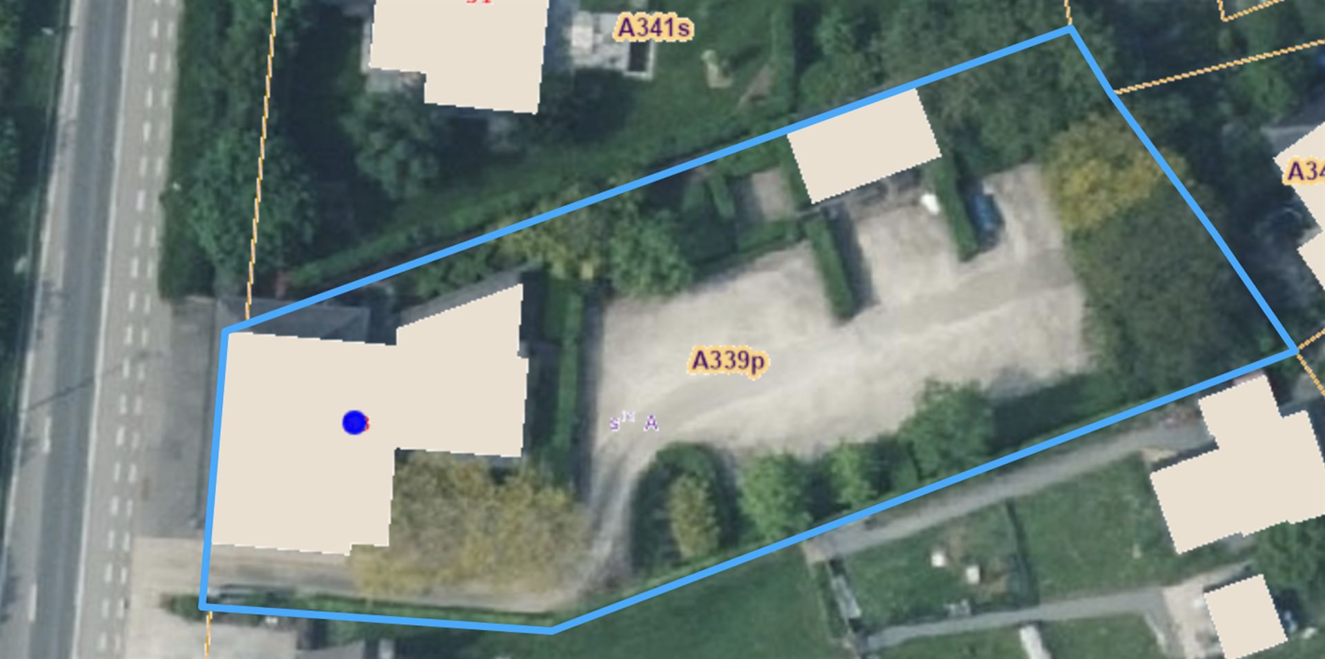 TOPgelegen commerciële eigendom met grote parking. - foto 5