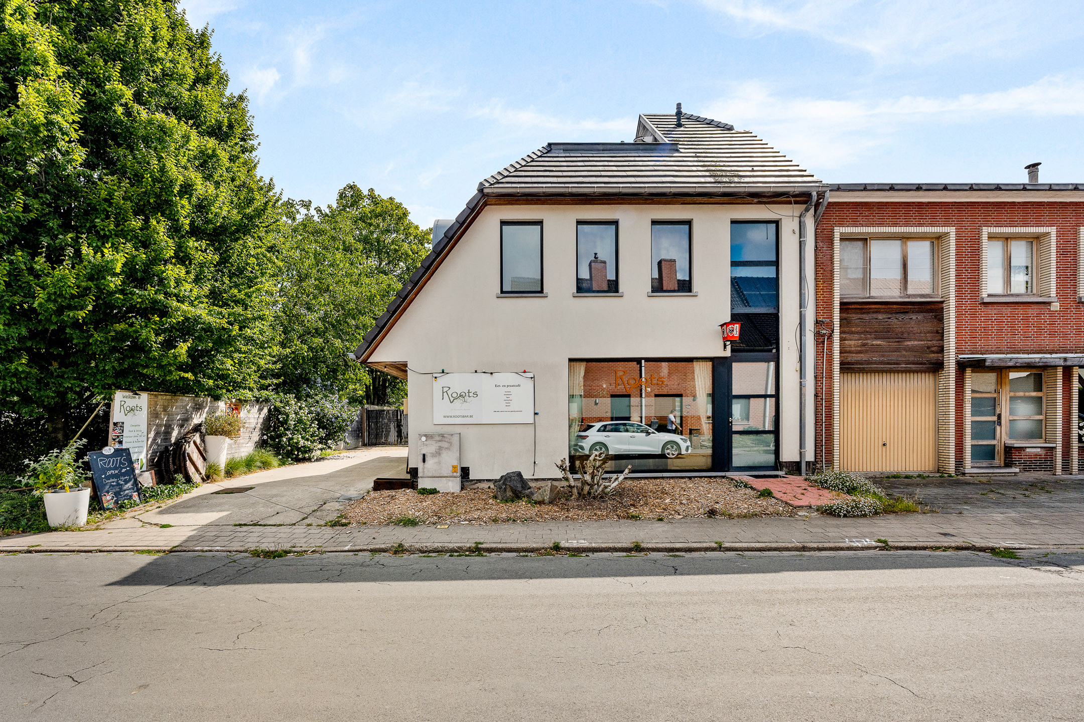 Goedgelegen GROTE WOONST met veel potentieel! - foto 1