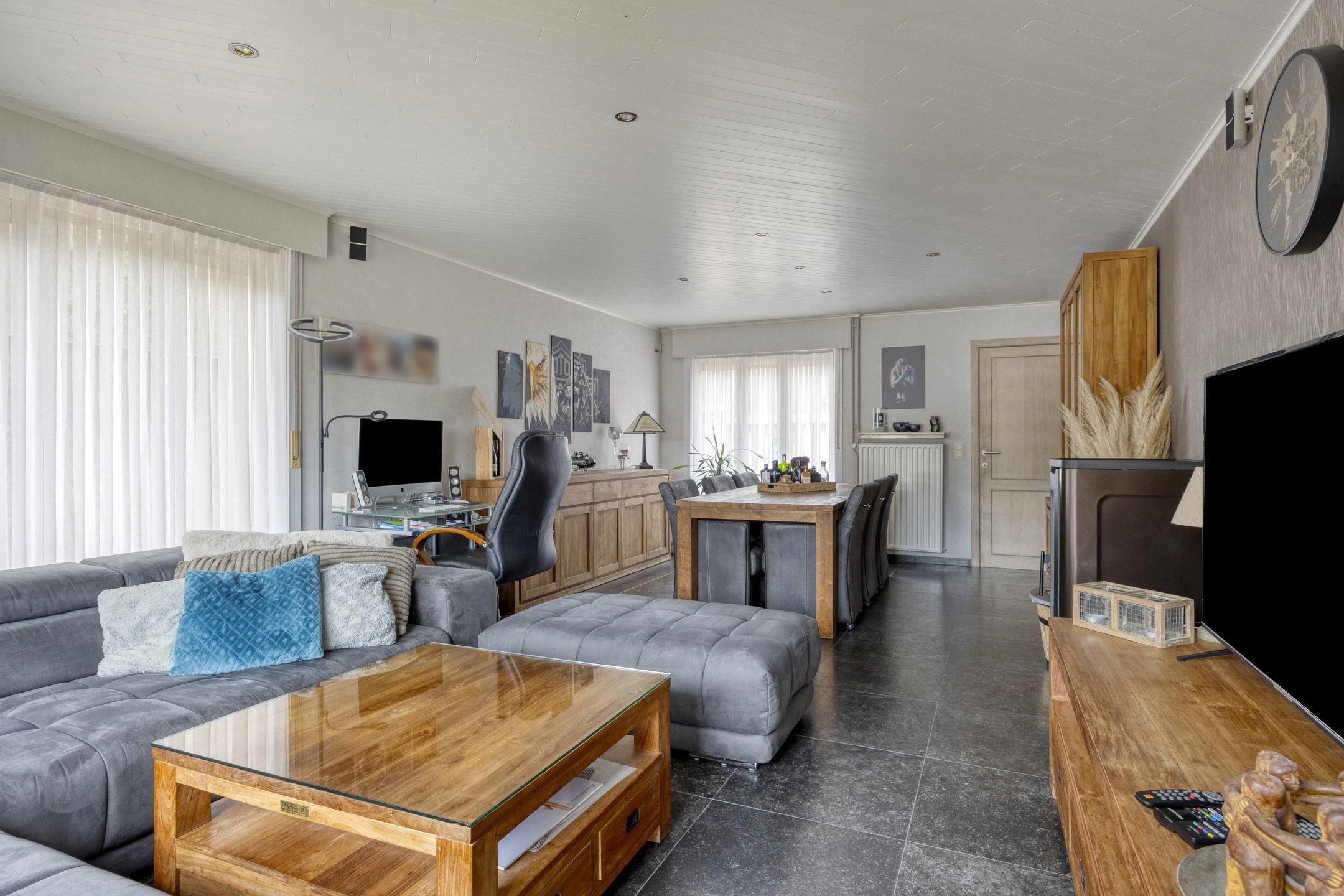 Instapklare gezinswoning met 3 slaapkamers, dubbele garage en energiezuinig karakter - foto 2