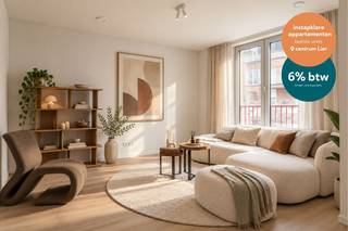 BEZOEK HET GEZELLIG HOEKAPPARTEMENT – 6% btw mogelijk<br /><br />Dit gezellig, eigentijds en kwalitatief afgewerkt 3-slaapkamerappartement, beschikt over een ruime leefruimte met open keuken en een inpandig zonnig terras dat mee deel uitmaakt van uw leefruimte via de grote raampartijen.<br />Het appartement is volledig uitgerust met vloerverwarming en -koeling, aangestuurd via een energiezuinige lucht/water warmtepomp. Daarnaast zijn er drie mooie slaapkamers, een ingerichte badkamer (met douche, toilet en dubbel meubel), een gastentoilet en een praktische berging. <br />Met aluminium raamprofielen en een hoogwaardige thermische en akoestische isolatie geniet u hier van optimaal wooncomfort en een gunstig E-peil.<br /><br />We nodigen je uit om wonen op zijn best te ervaren. Ontdek de nieuwe ruime modelwoningen (4 slpk) en verschillende ingerichte appartementen, midden in het autovrije binnengebied. Ook de tuin, een rustige oase in de stad, wordt momenteel volop aangelegd. Ruimte, rust, licht en comfort staan deze keer centraal, precies zoals wonen in Hof Berlamuze bedoeld is.<br /><br />Dit project geniet van het verlaagde btw-tarief van 6% btw voor sloop en heropbouw, onder voorwaarden. NIEUW: niet alleen wie een Hof Berlamuze appartement of woning koopt voor eigen bewoning, maar ook investeerders (particulier of vennootschap) kunnen nu van dit gunsttarief genieten. (www.hofberlamuze.be/6btw)<br /><br />De werken zitten in een vergevorderde fase en de modelappartementen zijn klaar voor uw bezoek. Kom zelf de hoogwaardige afwerking en het wooncomfort ontdekken in deze inspirerende, nieuwe woonomgeving.<br /><br />Hof Berlamuze telt zeven stijlvolle laagbouw woongebouwen, harmonieus ingepast rond een centraal binnenhof met veel groen en rust. Het aanbod is divers: van comfortabele appartementen met 1 slaapkamer tot ruime gezinswoningen met 4 slaapkamers.<br />Hier woon je vlak bij de muziekschool en middenin het kloppende hart van Lier – waar cultuur, natuur en water samenkomen.<br /><br />Hof Berlamuze: hier zit muziek in jouw toekomst!<br /><br />Info:<br />www.hofberlamuze.be<br />Een persoonlijke afspraak?<br />www.hofberlamuze.be/maak-afspraak/ - wonen@fidesinvest.be - t 03 232 54 00<br /><br />Info? www.hofberlamuze.be. Een afspraak? www.hofberlamuze.be/maak-afspraak/ - wonen@fidesinvest.be - t 03 232 54 00.