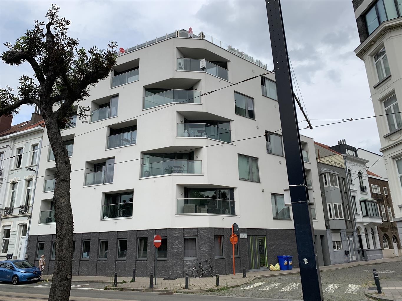 Garage for rent in Ghent - photo 1