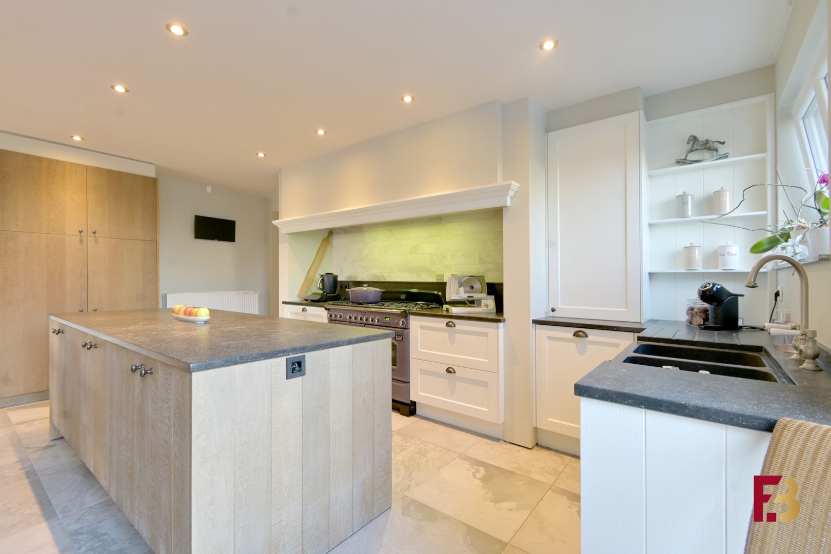 Wonen tussen je paarden, complete hippische eigendom op ca. 1,2ha - foto 5