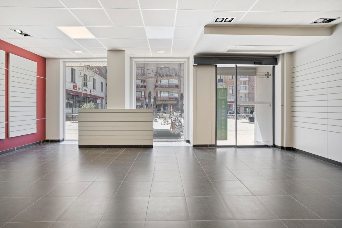 Commercial property (190 m²) with dual access - photo 5