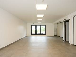 Deze moderne kantoorruimtes (85 m² - 778 m²) bevinden zich op het gelijkvloers, de eerste en tweede verdieping van een uitstekend...