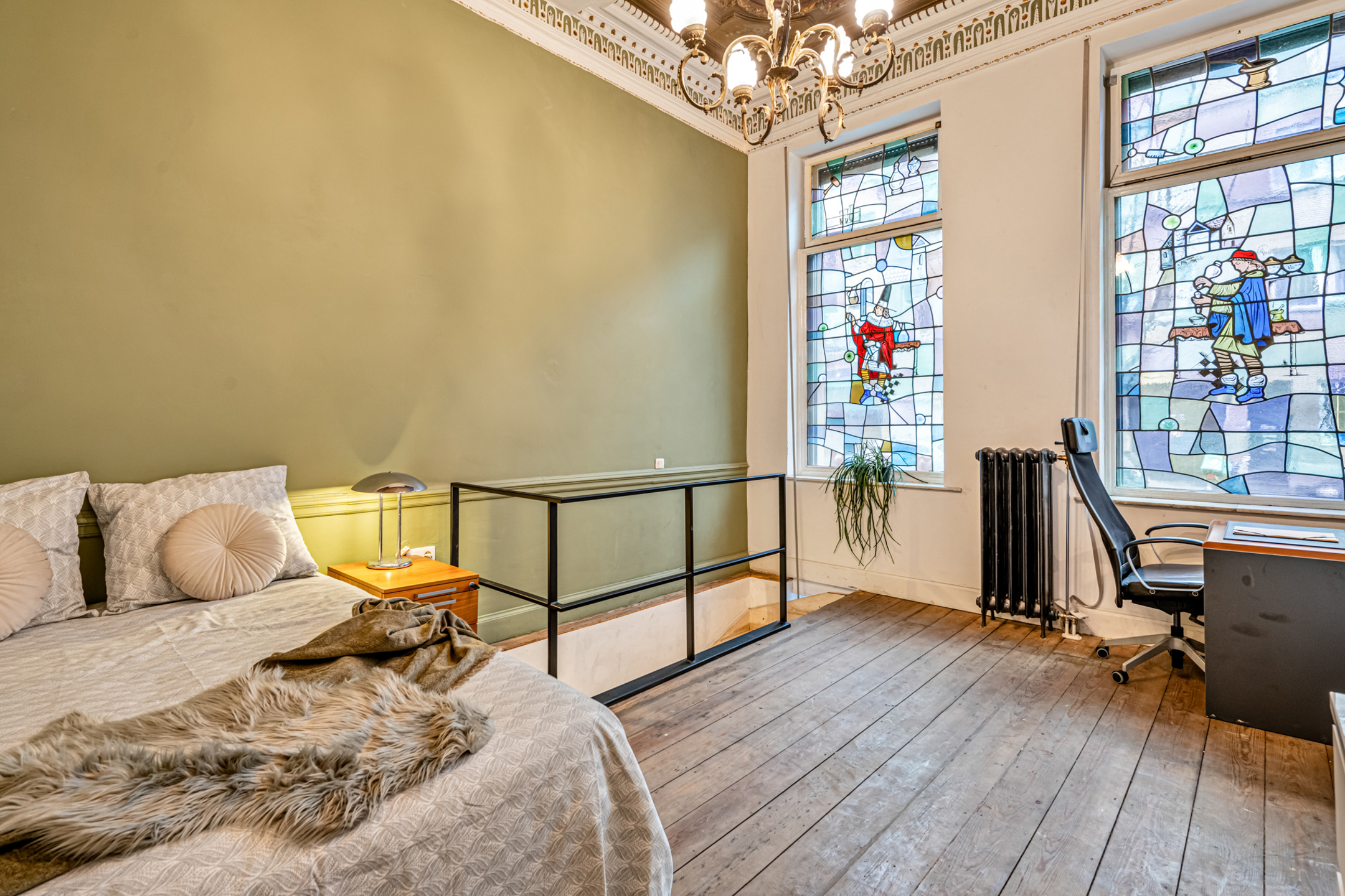 Exclusief gerenoveerd herenhuis in hartje Brussel - foto 4