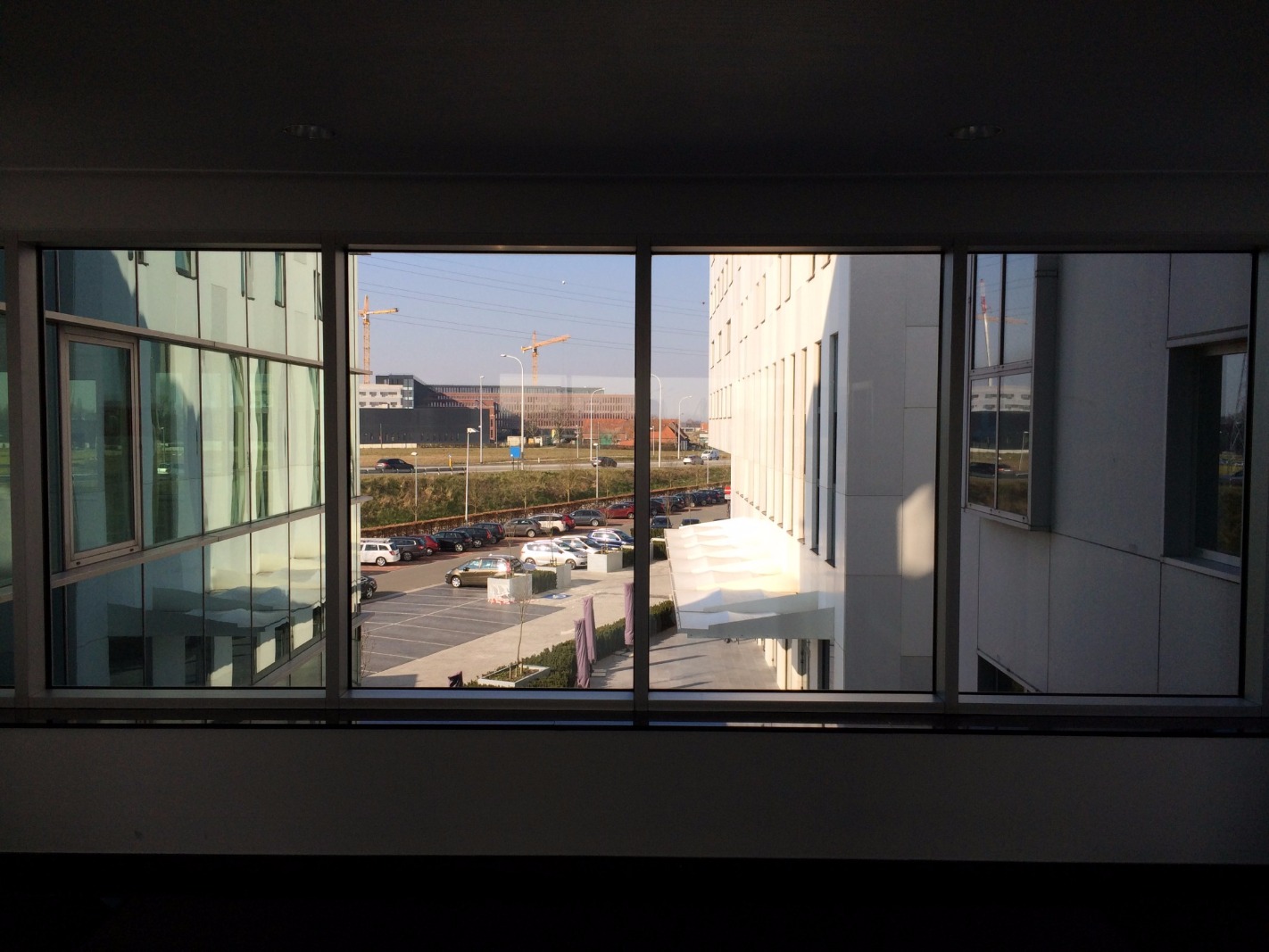 <p><strong><span><span>Kantoorruimte 266 of 532m2 met grote visibiliteit!</span></span></strong></p> - foto 4