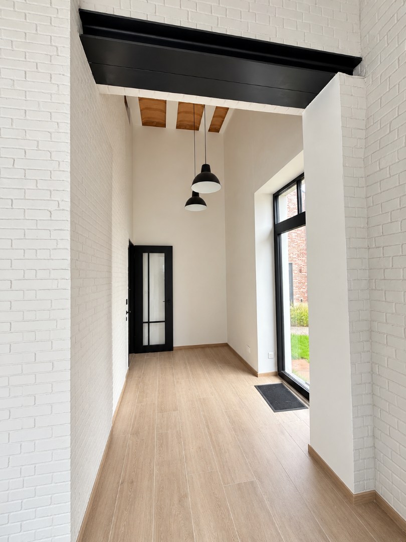 Commercial for rent in Ghent - photo 5