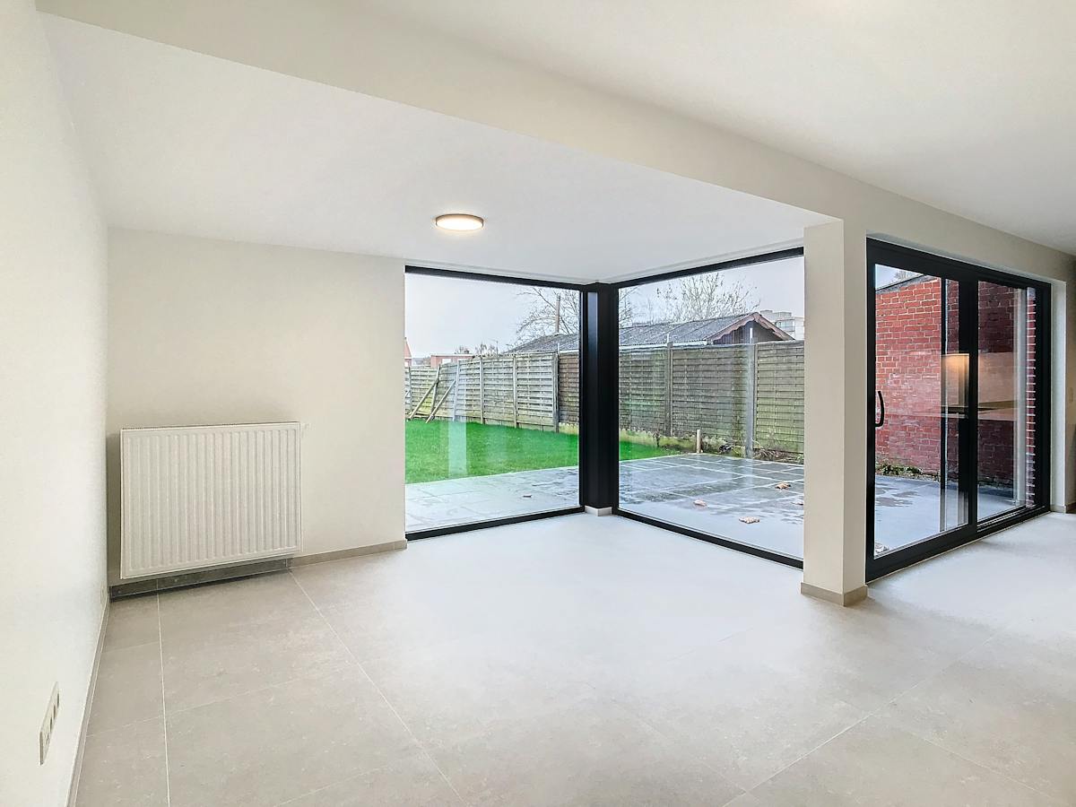 Maison récente avec 3 chambres, garage et jardin à Poperinge - photo 5