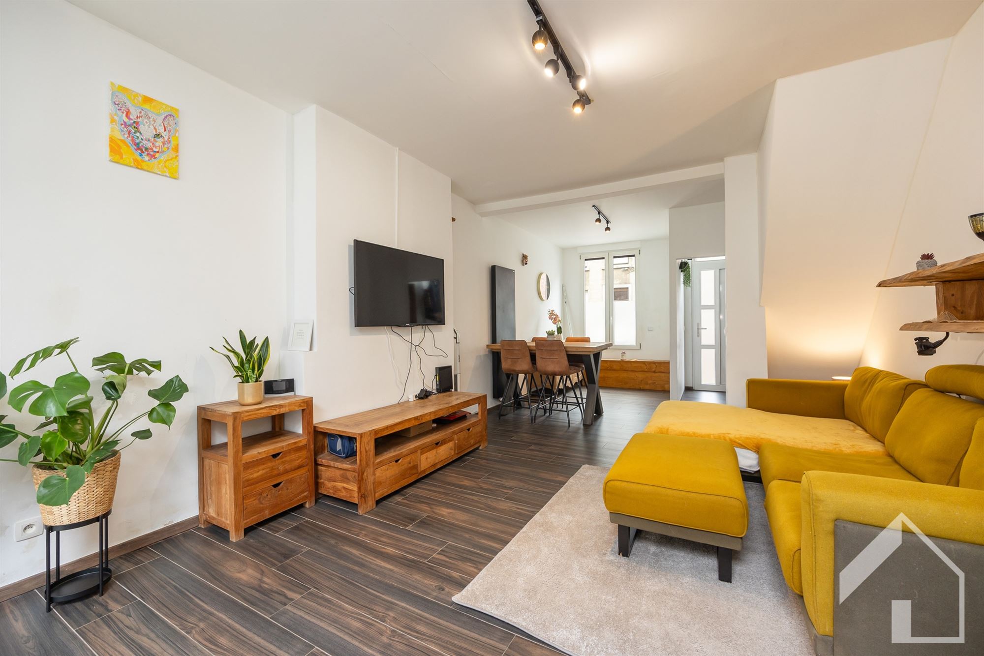 Volledig gerenoveerde stadswoning - foto 4