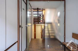 Welkom in deze charmante en karaktervolle woning gelegen in het hart van Merksem. Met een bewoonbare oppervlakte van maar liefst 223 m² op een...