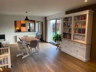 Charmante, instapklare woning gelegen te centrum Zoersel, op wandelafstand van scholen, winkels, openbaar vervoer en het prachtige Zoerselbos...