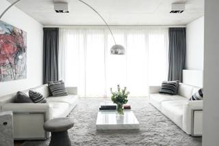 PLAN UW BEZOEK VIA VOLGENDE LINK: https://listed.mijnhuurprofiel.be/whise/7554412In het hart van het bruisende Eilandje bevindt zich dit stijlvolle...