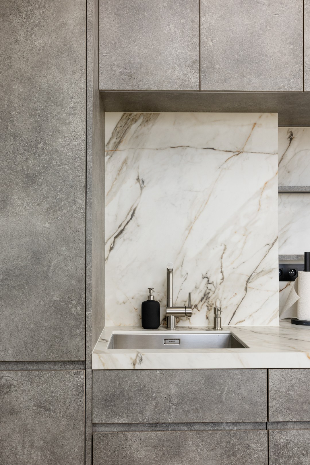 Exclusief lichtrijk Appartement met Panoramisch Zicht op Nieuw Zuid - foto 5