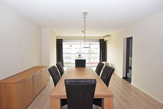 Gezellig gerenoveerd appartement met 2 slaapkamers te Deurne.Dit appartement is gunstig gelegen nabij openbaar vervoer en warenhuizen en bevindt zich...