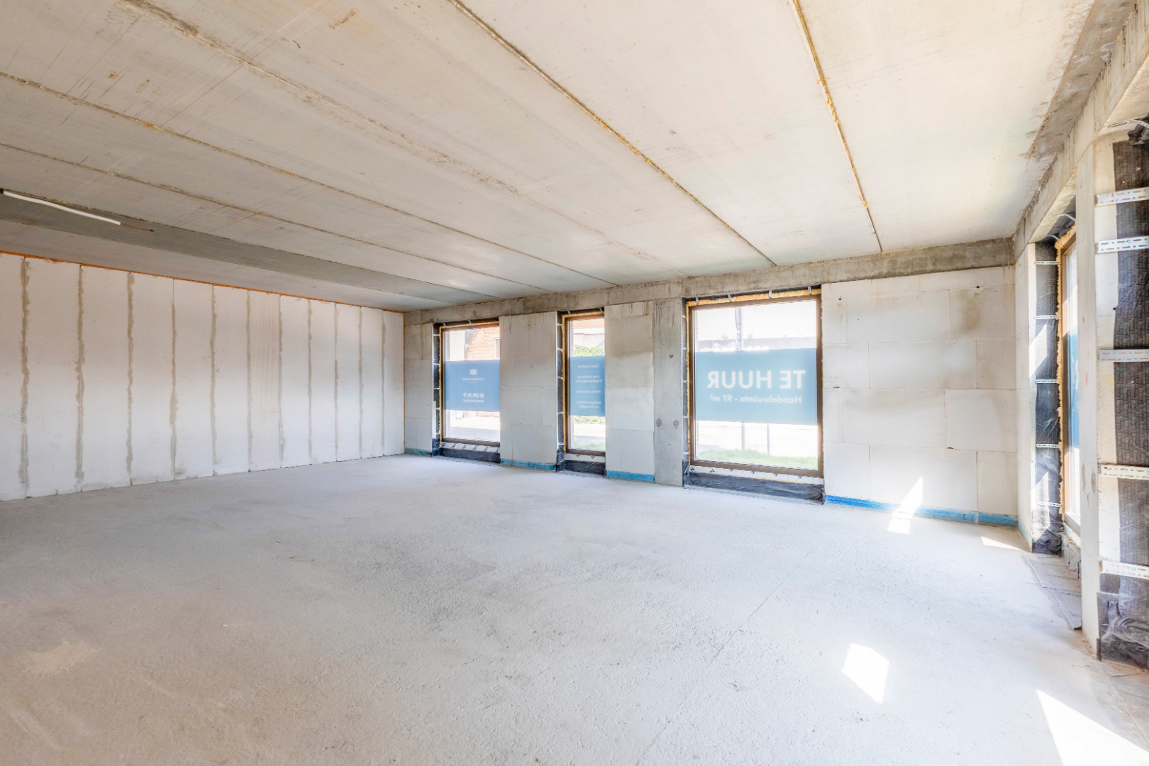 Handelsruimte in de stationsbuurt van Deinze - foto 3