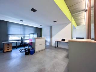 In het iconische Remycomplex aan de rand van Leuven bevindt zich deze ruime kantoorverdieping van 867 m².De combinatie van industrieel erfgoed en...