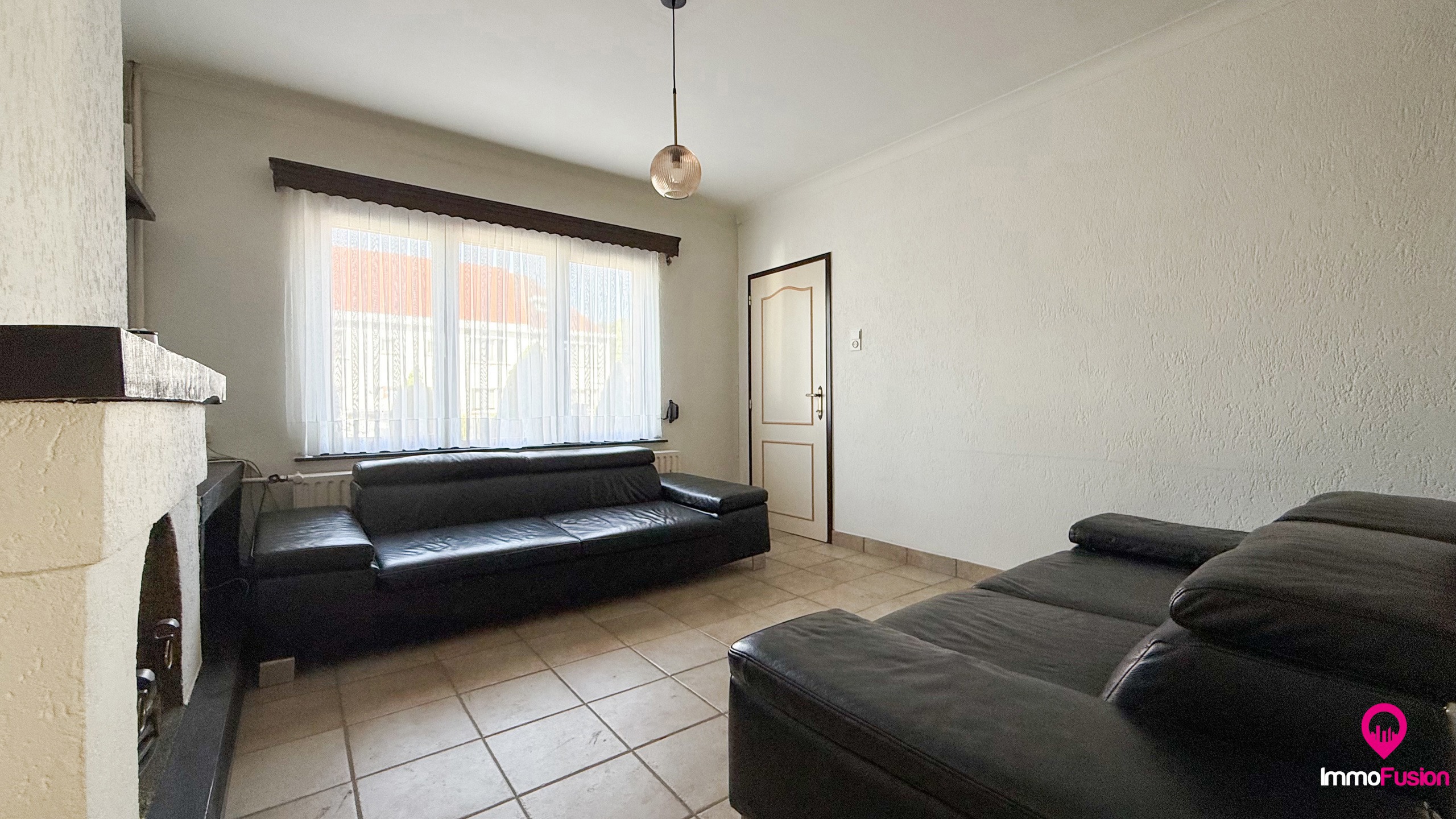 Ruime gezinswoning met 4 slaapkamers en gezellige tuin! - foto 4