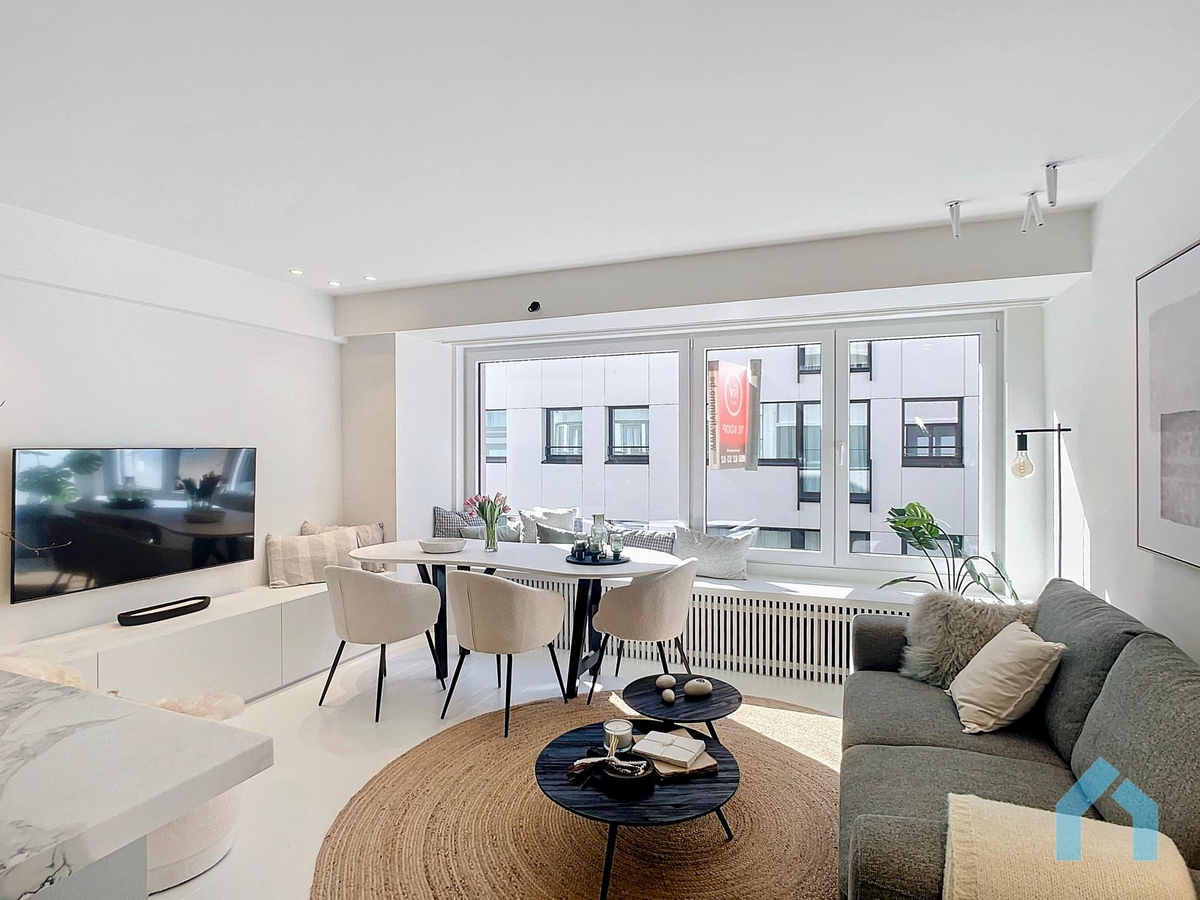 Knap gerenoveerd 3-slaapkamer appartement nabij de Zeedijk-het-Zoute - foto 3