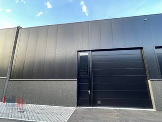 Nieuwbouw KMO-unit met een oppervlakte van 144 m² te koop op de nieuwe bedrijvenzone langs de bedrijvige Brugsesteenweg, nabij de Oostendsebaan...