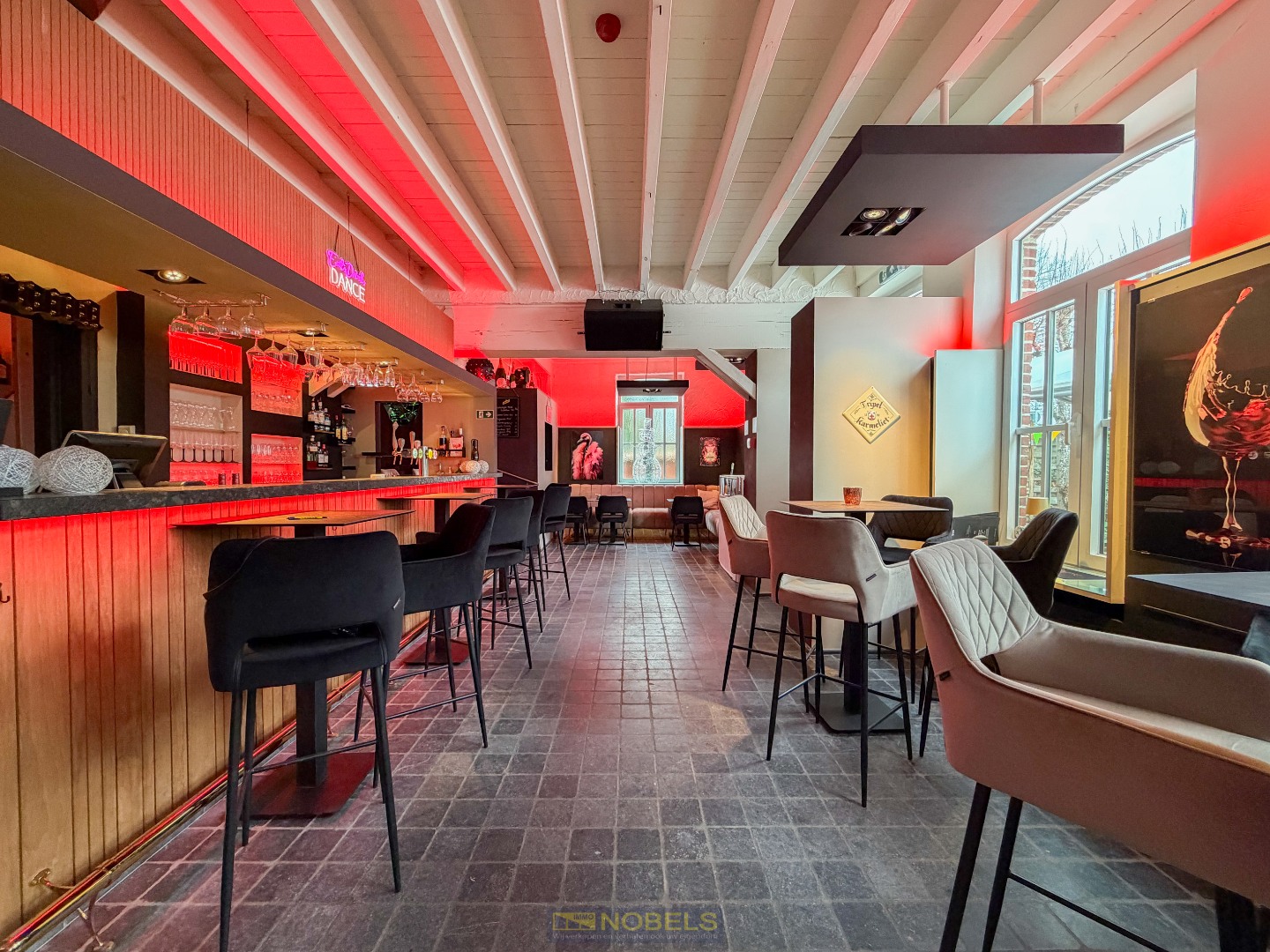 Te koop, Uniek horecapand met feestzaal of polyvalente ruimte en privéwoonst op een topligging te Zottegem! - foto 5