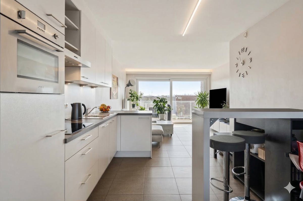 Lichtrijk appartement met 2 slaapkamers en twee terrassen. - foto 5