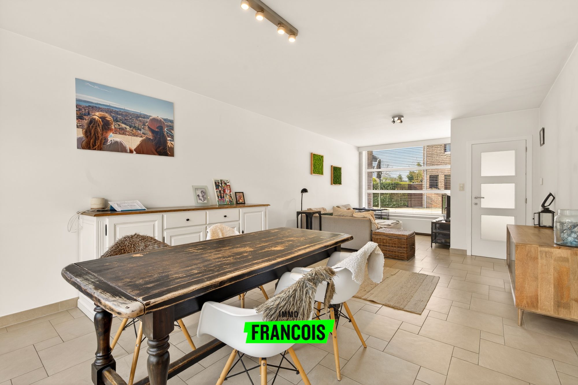 Ruime en volledig instapklare gezinswoning op topligging te Bredene! - foto 4