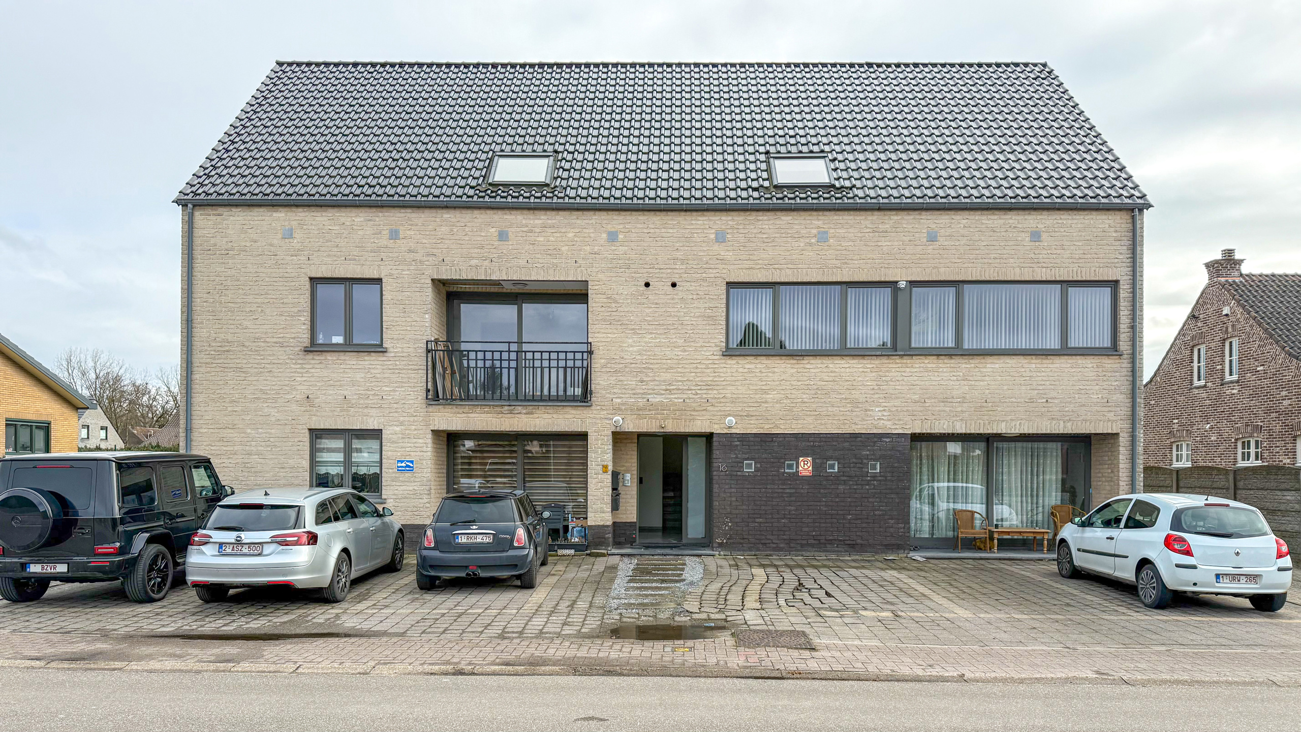 Apartment for sale in Houthalen-Helchteren with 3 bedrooms - photo 2