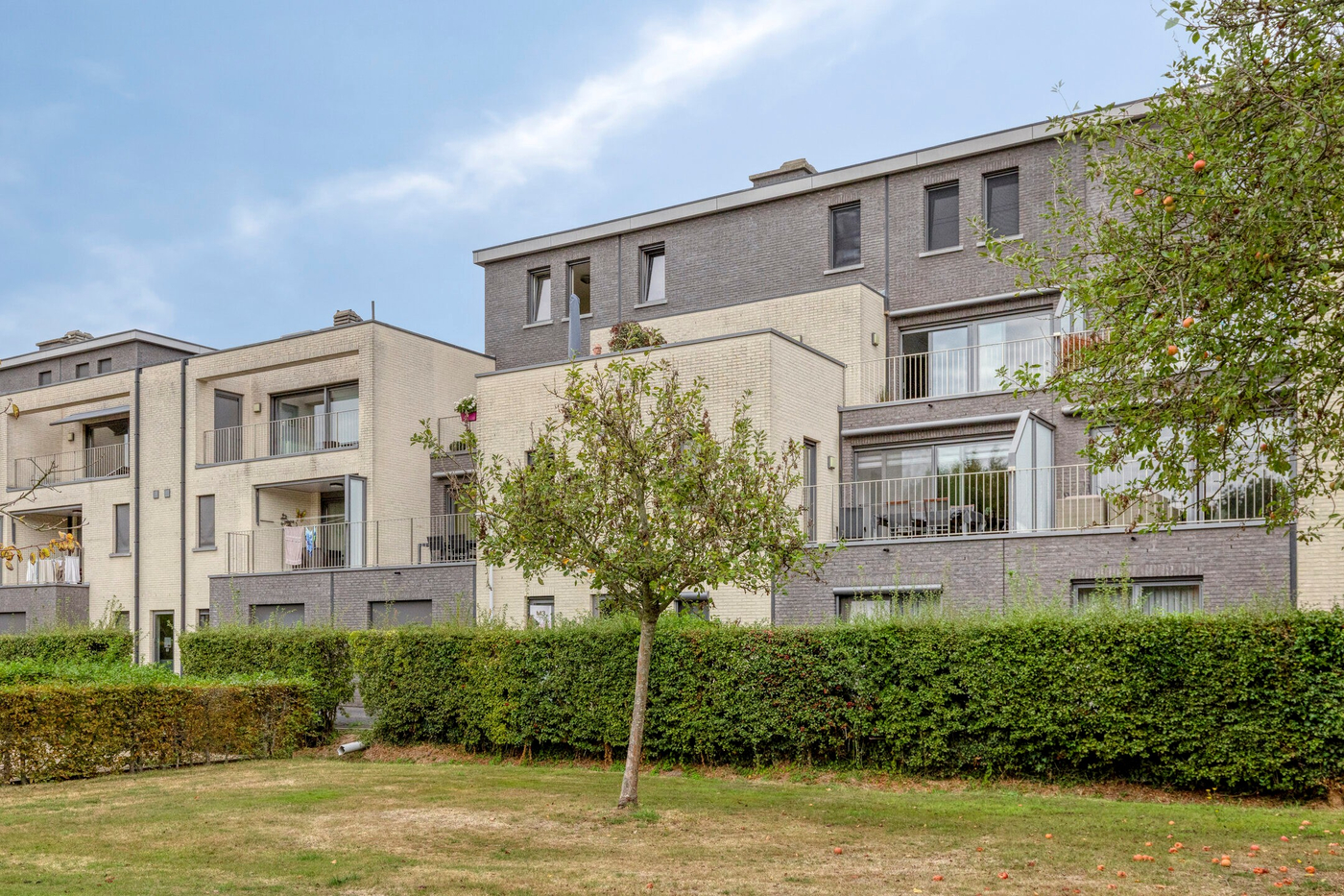 Ruime duplex met 3 slaapkamers en groen uitzicht in Kruibeke - foto 1