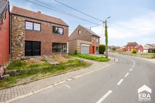 Op zoek naar een charmante, energiezuinige woning met veel potentieel? Deze solide woning, gebouwd in 1967 en gelegen in het landelijke...