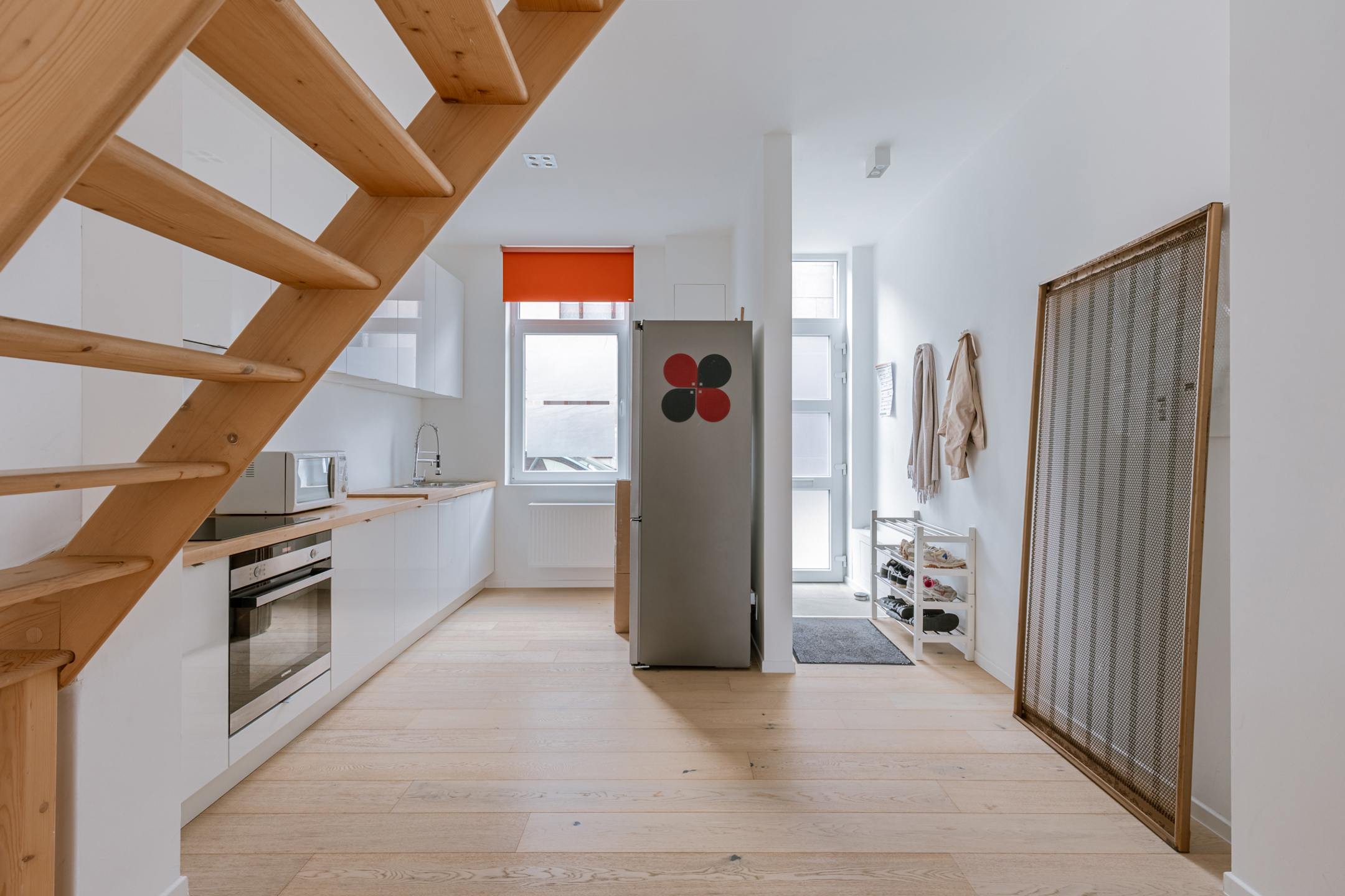 Ruime stadswoning met 4 slaapkamers en tuin nabij centrum Gent! - foto 4