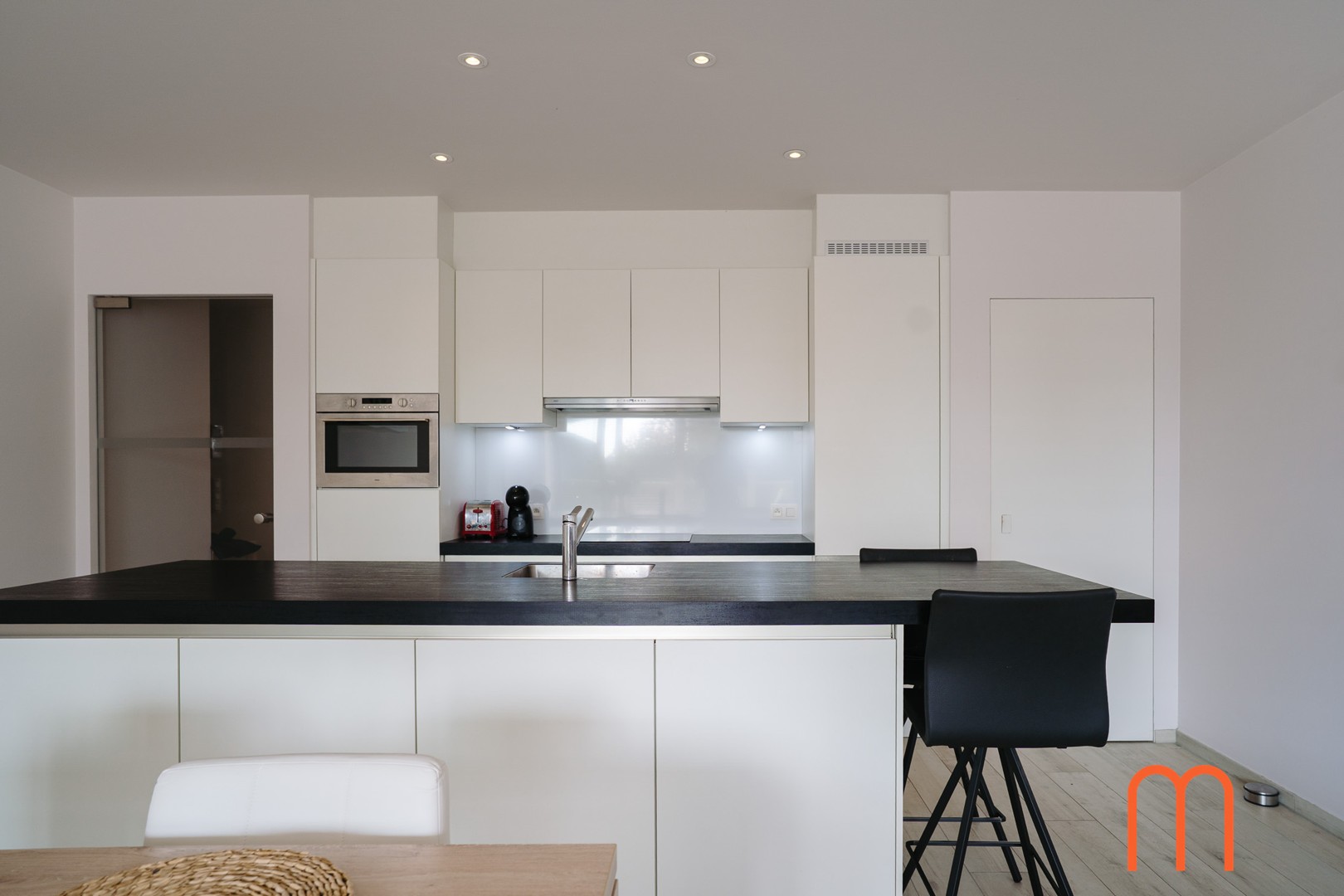 Instapklaar gelijkvloers appartement met ruim terras te koop in Residentie South View te Oostende - foto 4